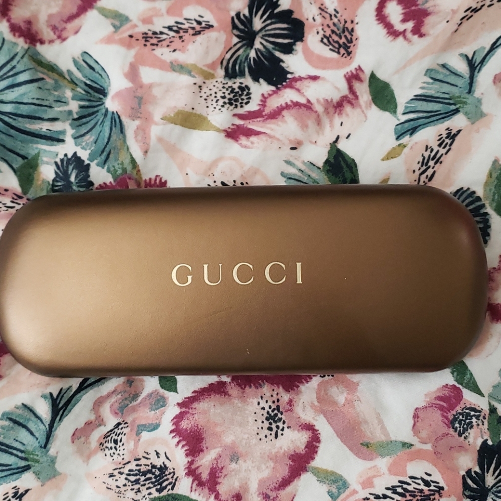 Gucci Prescription Glasses - Picture 3 of 3